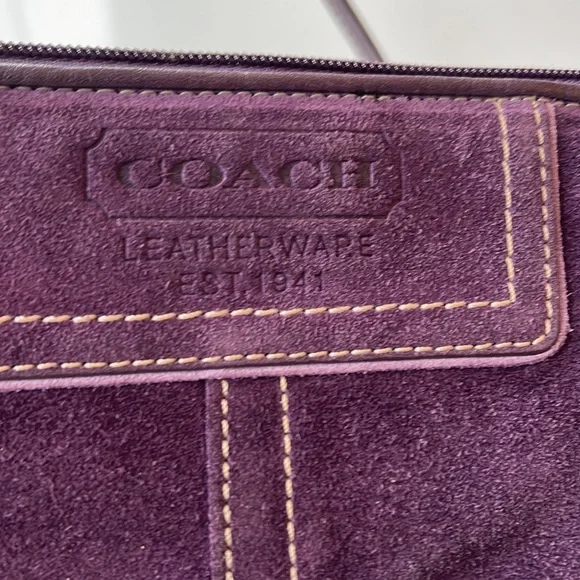 Coach wristlet - Picture 2 of 4